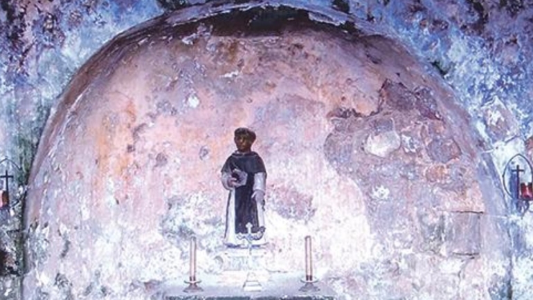 san anard troglodyte church