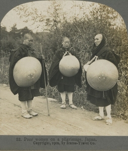 monjas budistas en el Shikoku Henro, fotografía de 1902