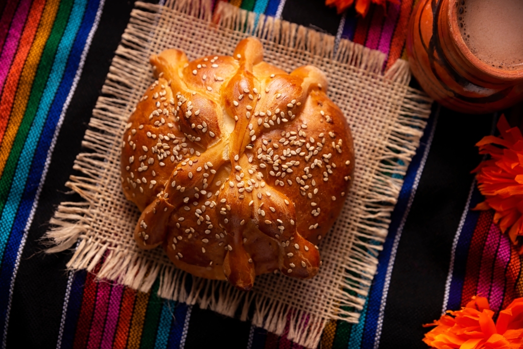 Bread of the Dead with sesame seeds, eaten during the Day of the Dead season.