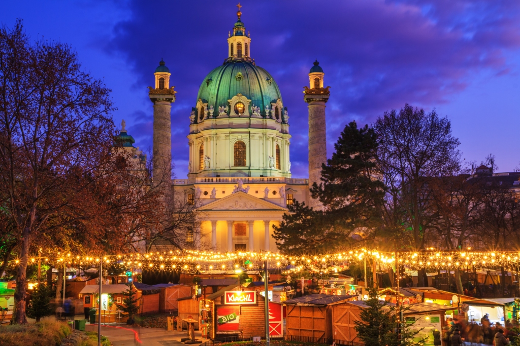 Art Advent (Karlsplatz)
