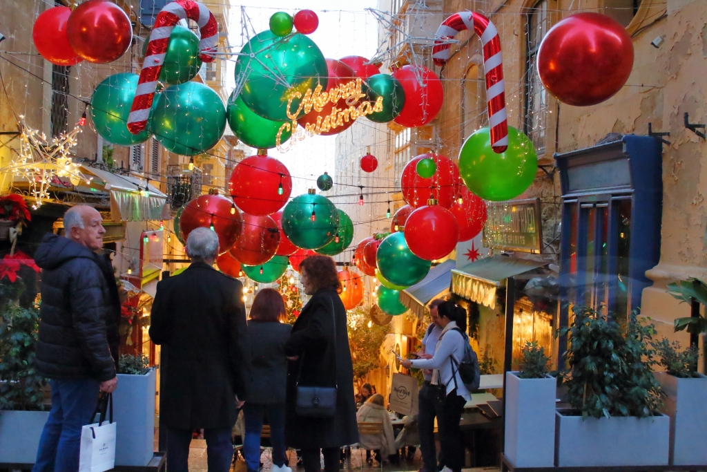A street of La Valetta in Christmastime