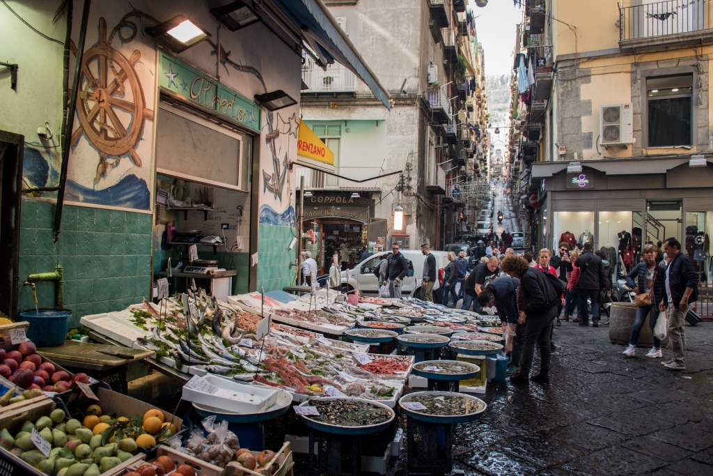 Mercato ittico a Napoli
