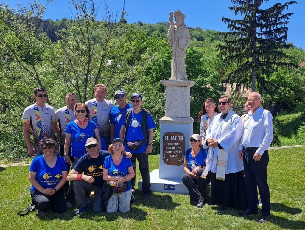 Members of the Way of St James in Romania ©Asociația Prietenilor Camino de Santiago