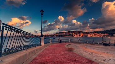 Bonitas vistas a la bahía de St Paul's Bay, Malta