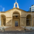 Bahía de St. Paul, Malta - 2 de enero de 2023: Iglesia del Shipwreck de San Pablo.