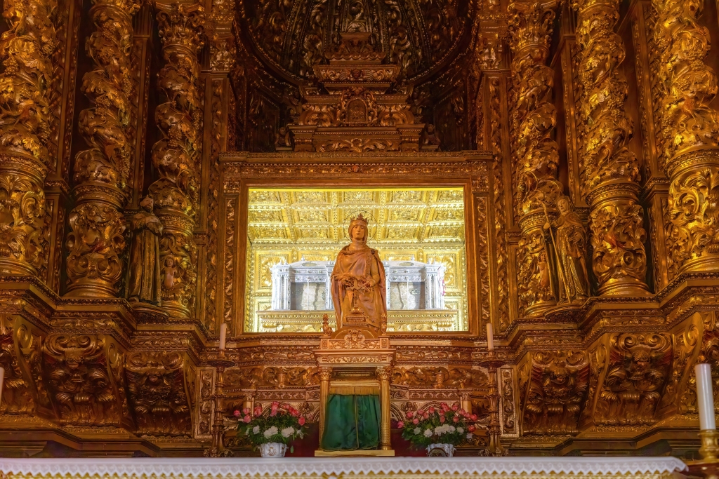 Gilded altar and silver burial ark of the Church of Queen Saint Isabel in the Monastery of Santa Clara-a-Nova - Coimbra, Portugal