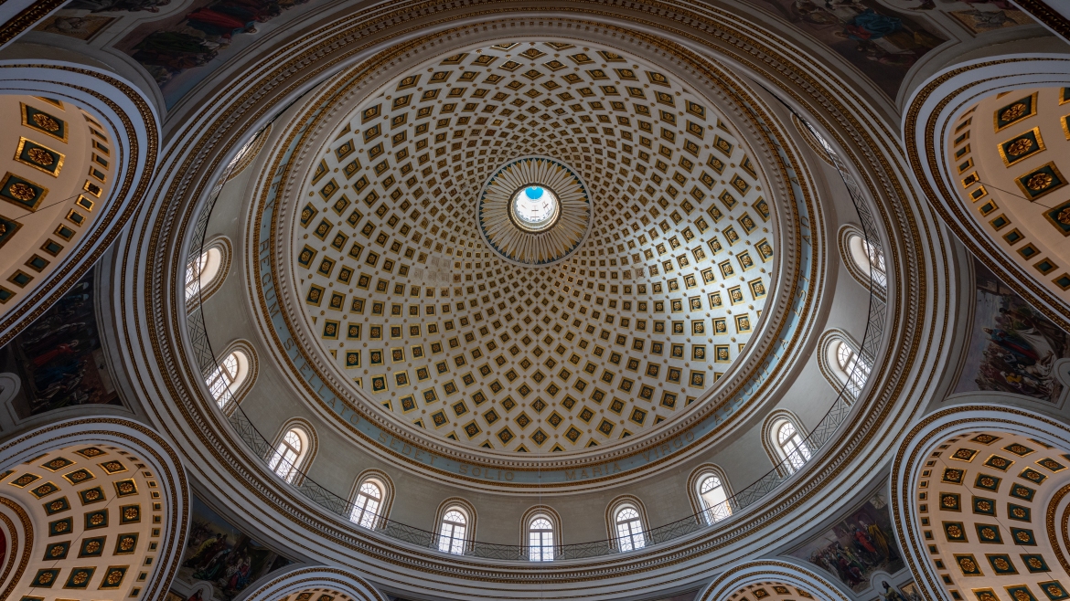 rotunda de mosta