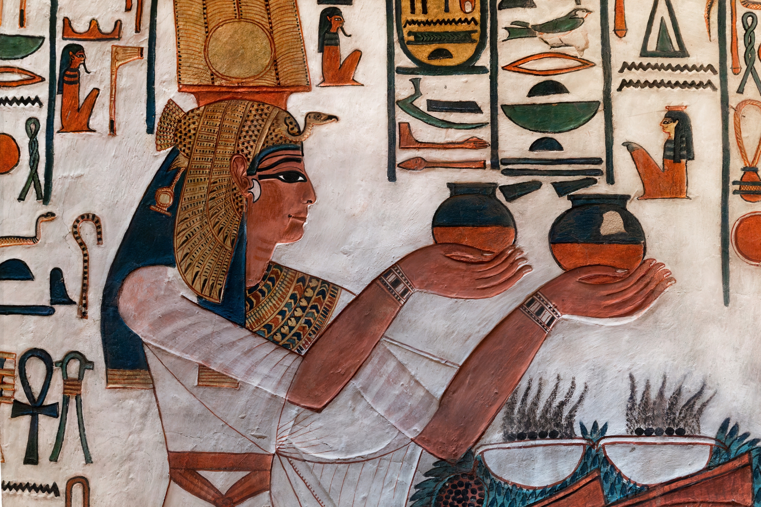 Wine offering by Queen Nefertari, Luxor
