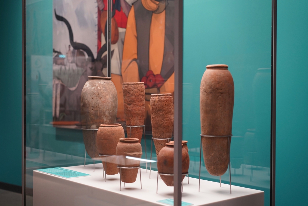 Beer and wine amphorae from Predynastic Egypt (circa 4000–3000 BC) on display at the "Planet Africa" special exhibition in the James Simon Gallery (Berlin, Germany).
