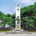 Statue of Kim Taegon in Solmoe shrine